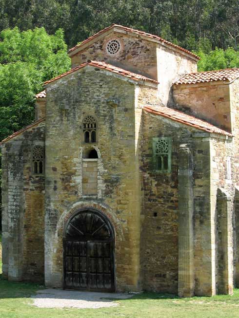 Церковь святого Михаила де Лильо в г. Овьедо