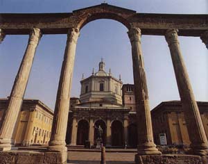 Базилика святого Лаврентия в г. Милан