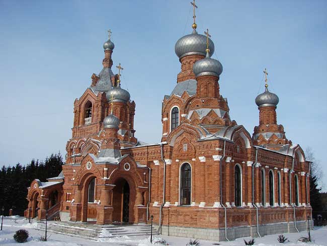 Церковь Воздвижения Честного Креста Господня в с. Дарна