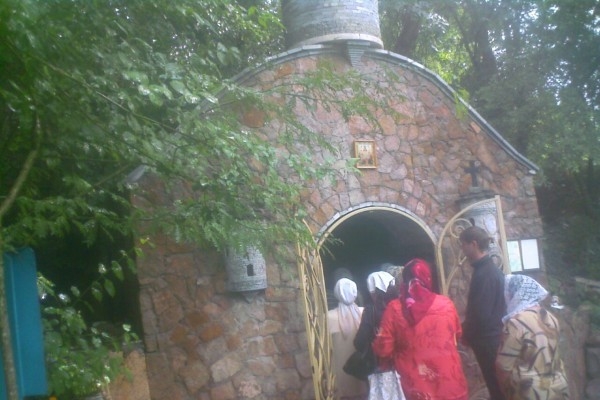Источник Божией матери в пос. Гавердовский
