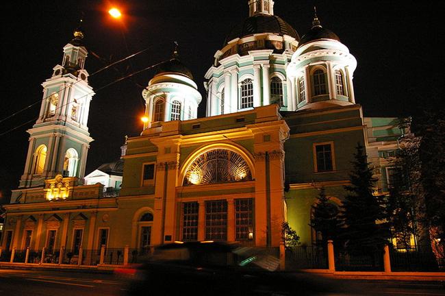 Елоховский собор. Начало XXI века; вид с южной стороны