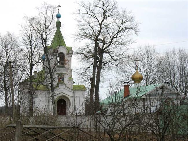 Свято-Троицкий женский скит Тихвинского Богородице-Успенского мужского монастыря в с. Сенно Свято-Троицкий женский скит Тихвинского Богородице-Успенского мужского монастыря в с. Сенно