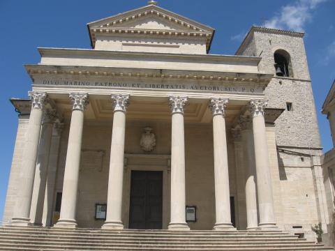 Собор Святого Марино в г. Сан-Марино