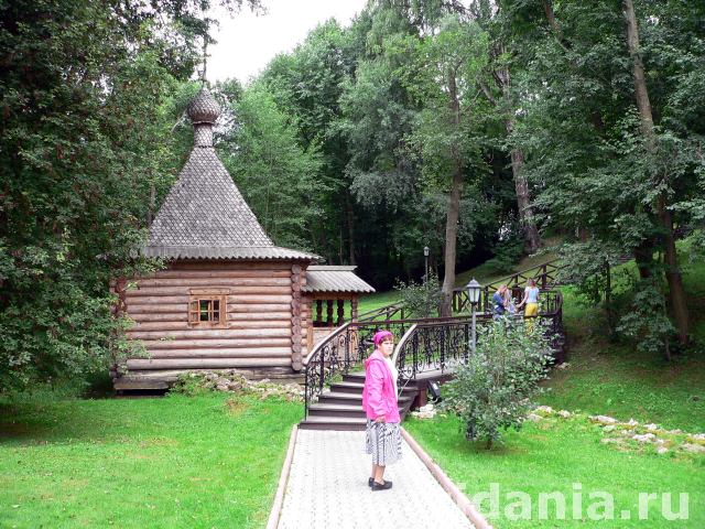 Талеж, святой источник, женская купальня