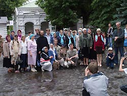 За границу, в Киев и Почаев